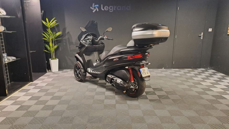 PIAGGIO MP3 500 HPE SPORT ABS/ASR 4