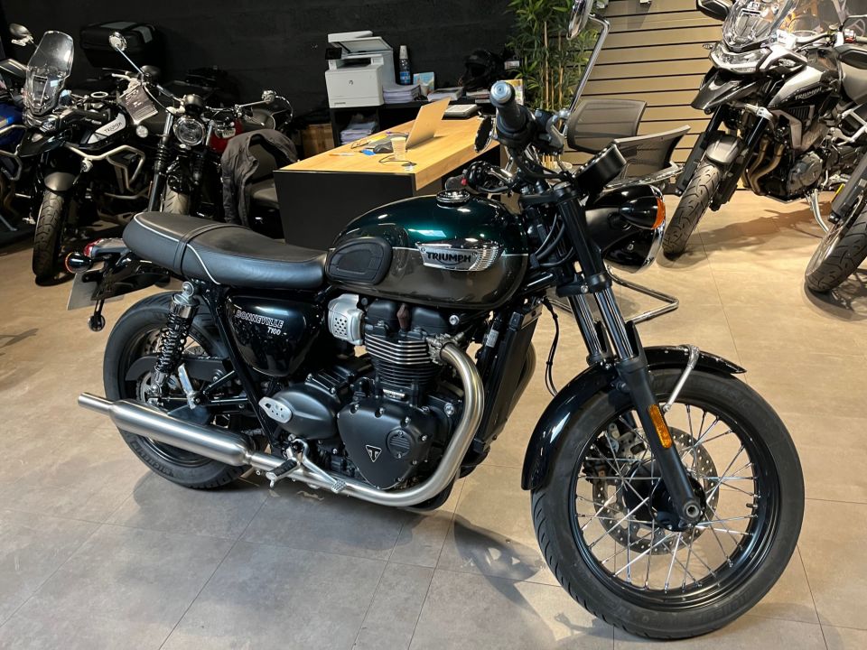 TRIUMPH BONNEVILLE T100 900 4