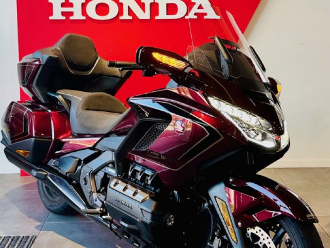 HONDA GoldWing Touring DCT Airbag 4