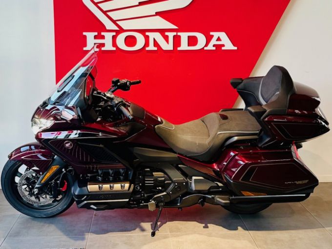 HONDA GoldWing Touring DCT Airbag 4