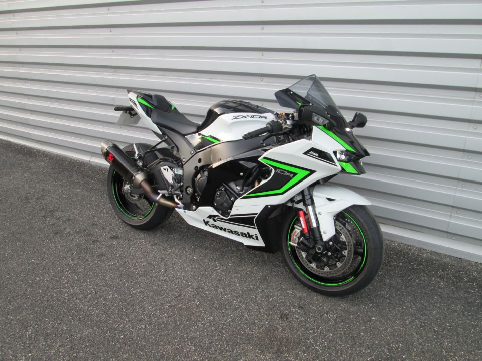 KAWASAKI ZX-10R 4
