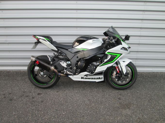 KAWASAKI ZX-10R 4