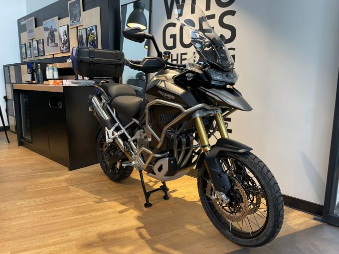 TRIUMPH TIGER 1200 RALLY EXPLORER 4