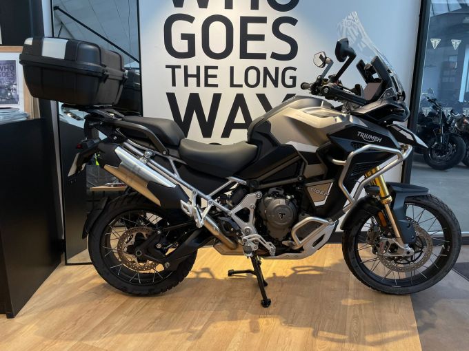 TRIUMPH TIGER 1200 RALLY EXPLORER 4