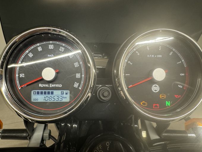 ROYAL ENFIELD INTERCEPTOR 4