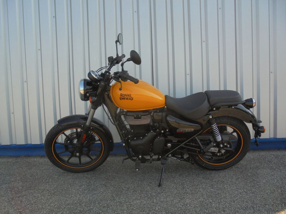 ROYAL ENFIELD METEOR 4