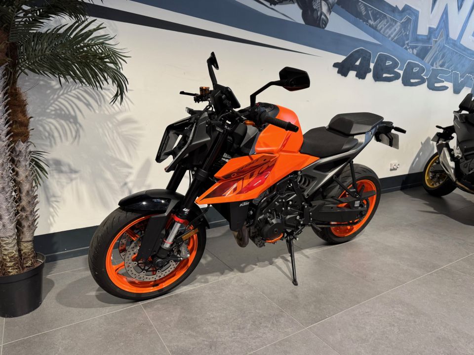 KTM 990 DUKE 4
