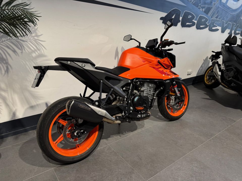 KTM 990 DUKE 4