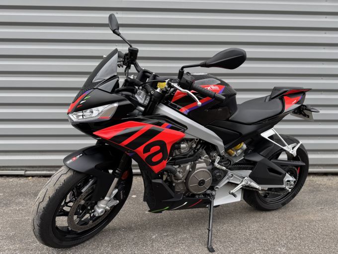 APRILIA TUONO 660 FACTORY 4