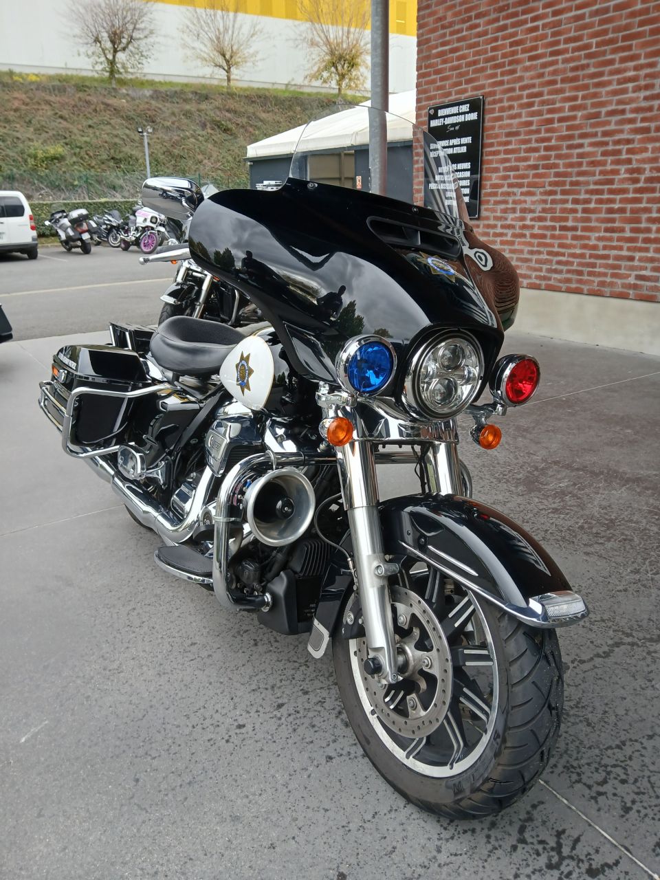 HARLEY-DAVIDSON TOURING ELECTRA GLIDE 1745 ULTRA LIMITED POLICE 4