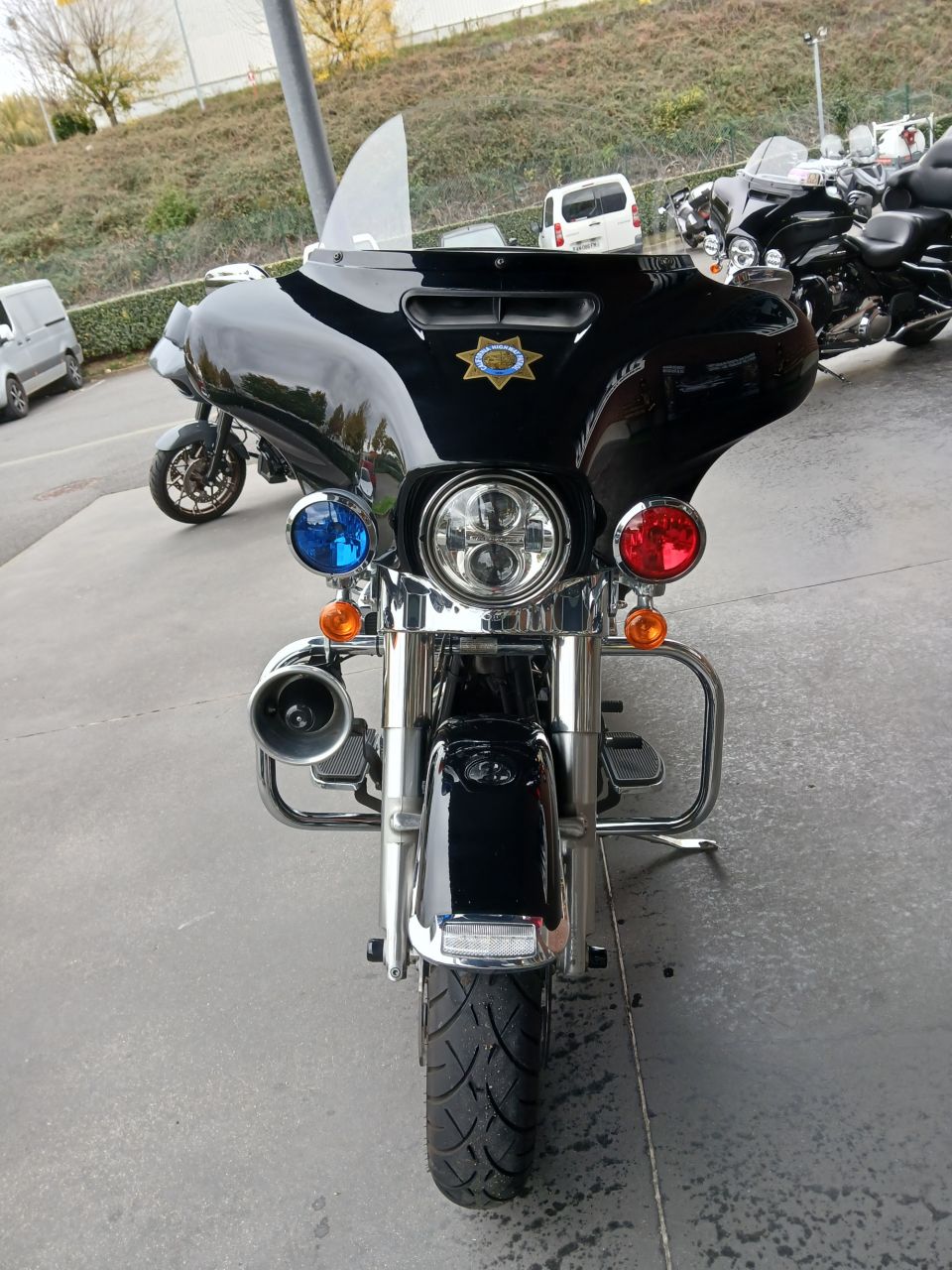 HARLEY-DAVIDSON TOURING ELECTRA GLIDE 1745 ULTRA LIMITED POLICE 4