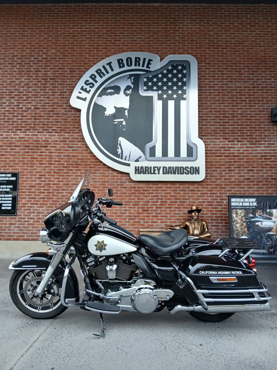 HARLEY-DAVIDSON TOURING ELECTRA GLIDE 1745 ULTRA LIMITED POLICE 4