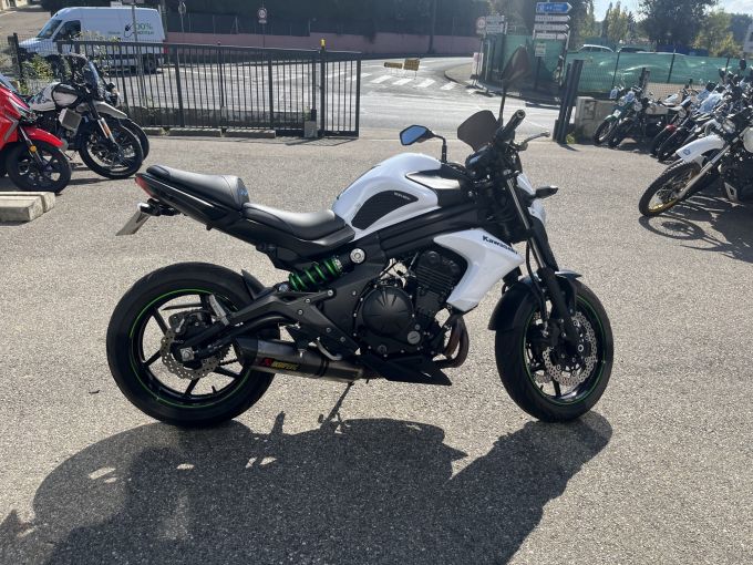 KAWASAKI ER-6 (47.5CV) 4