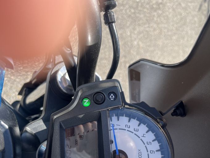 KAWASAKI ER-6 (47.5CV) 4