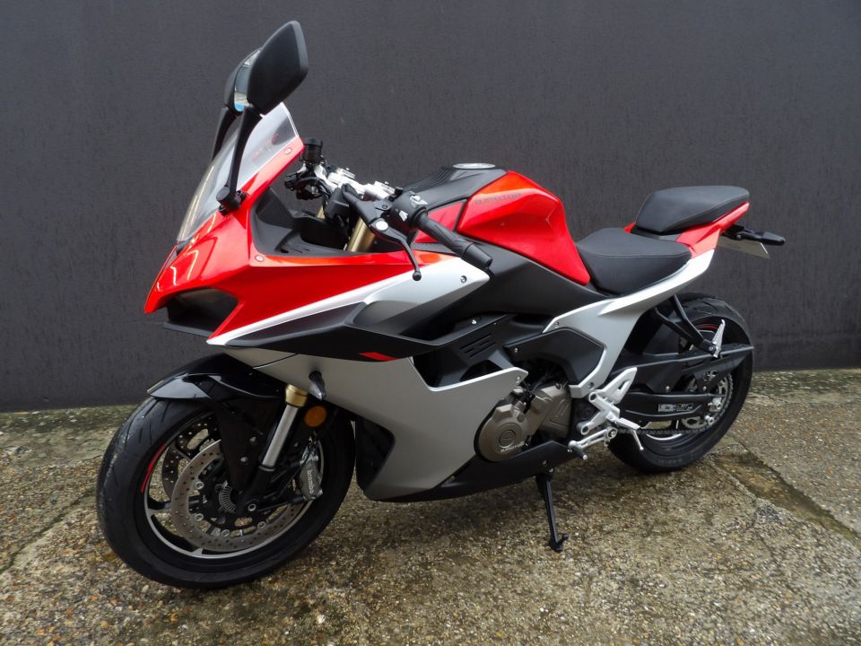 QJ MOTOR SRK 600 RS 4