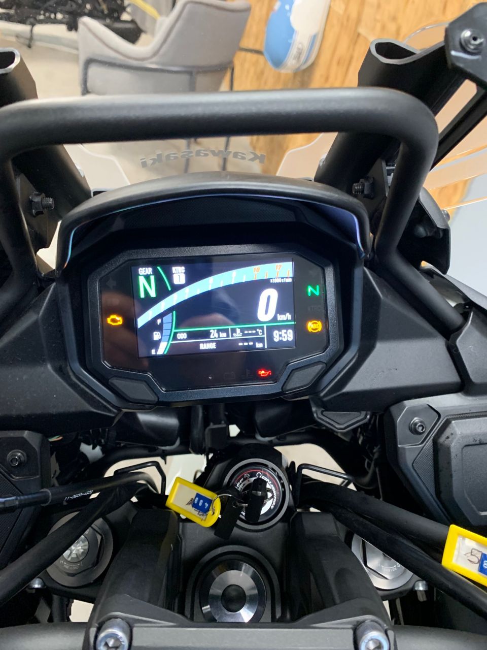 KAWASAKI VERSYS 650 4