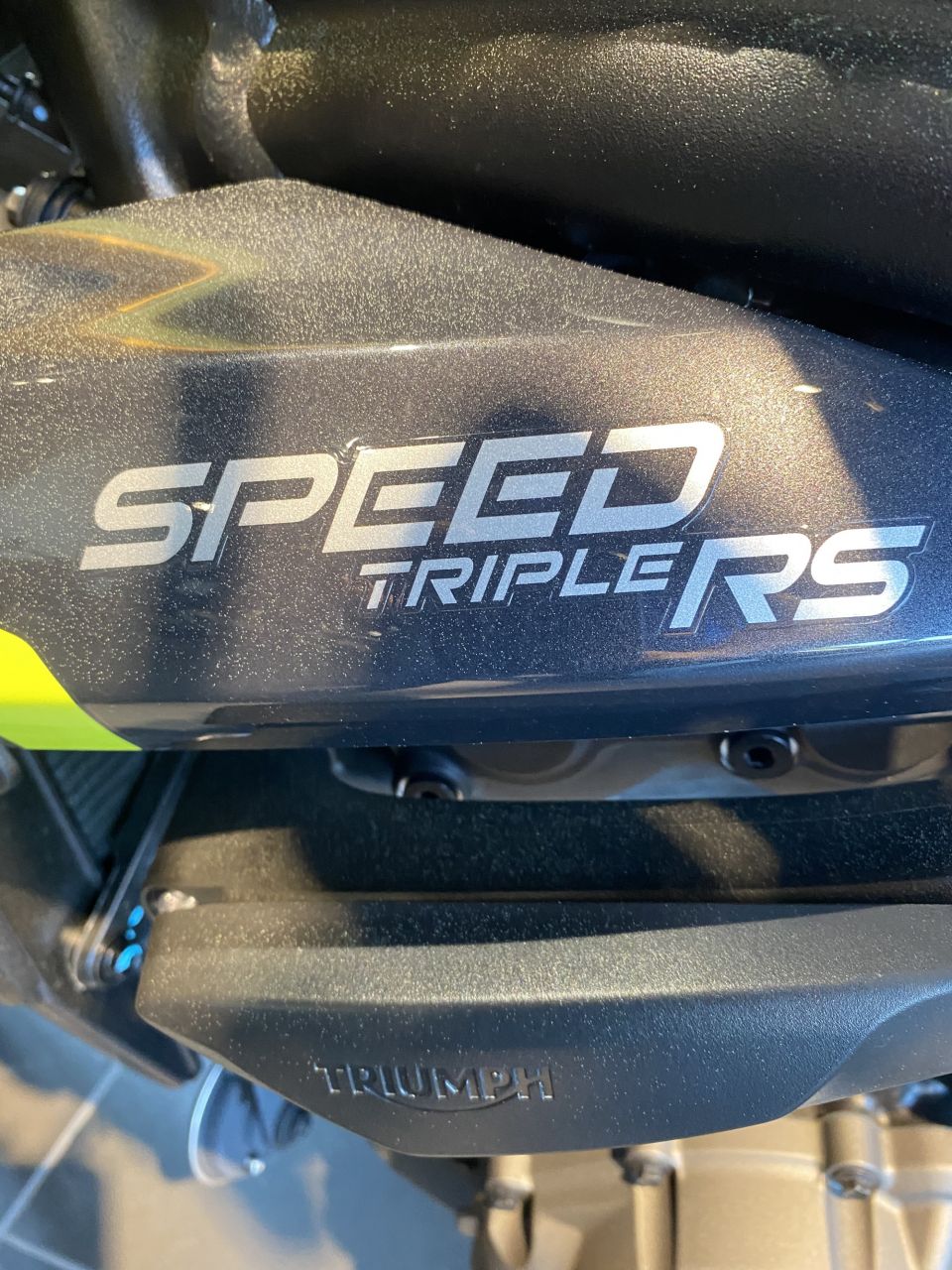 TRIUMPH SPEED TRIPLE 1200 RS 4