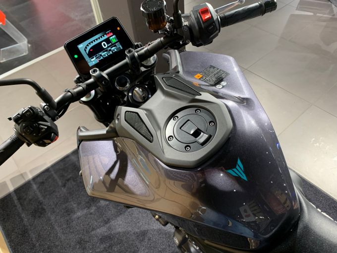 YAMAHA MT09 YAMT 4