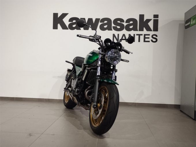 KAWASAKI Z650RS 4