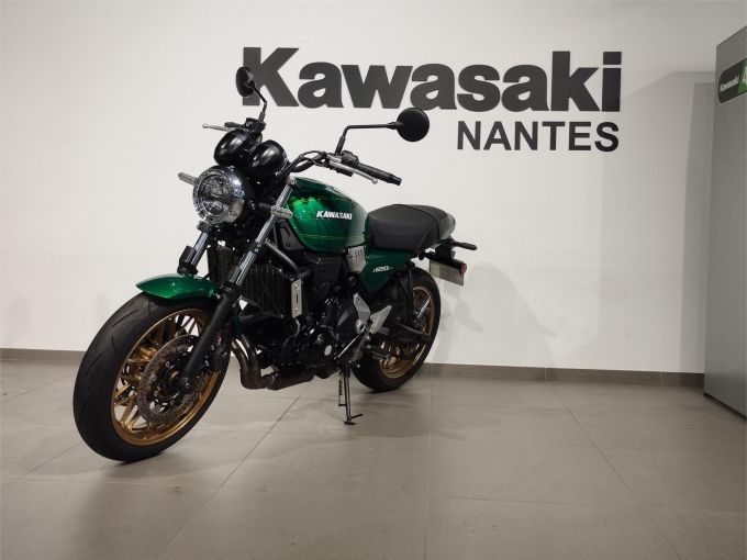KAWASAKI Z650RS 4