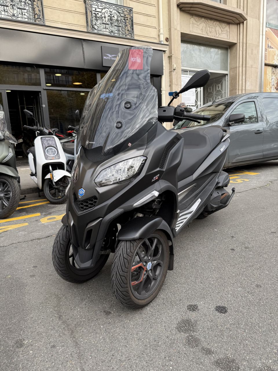 PIAGGIO MP3 530 HPE EXCLUSIVE 4