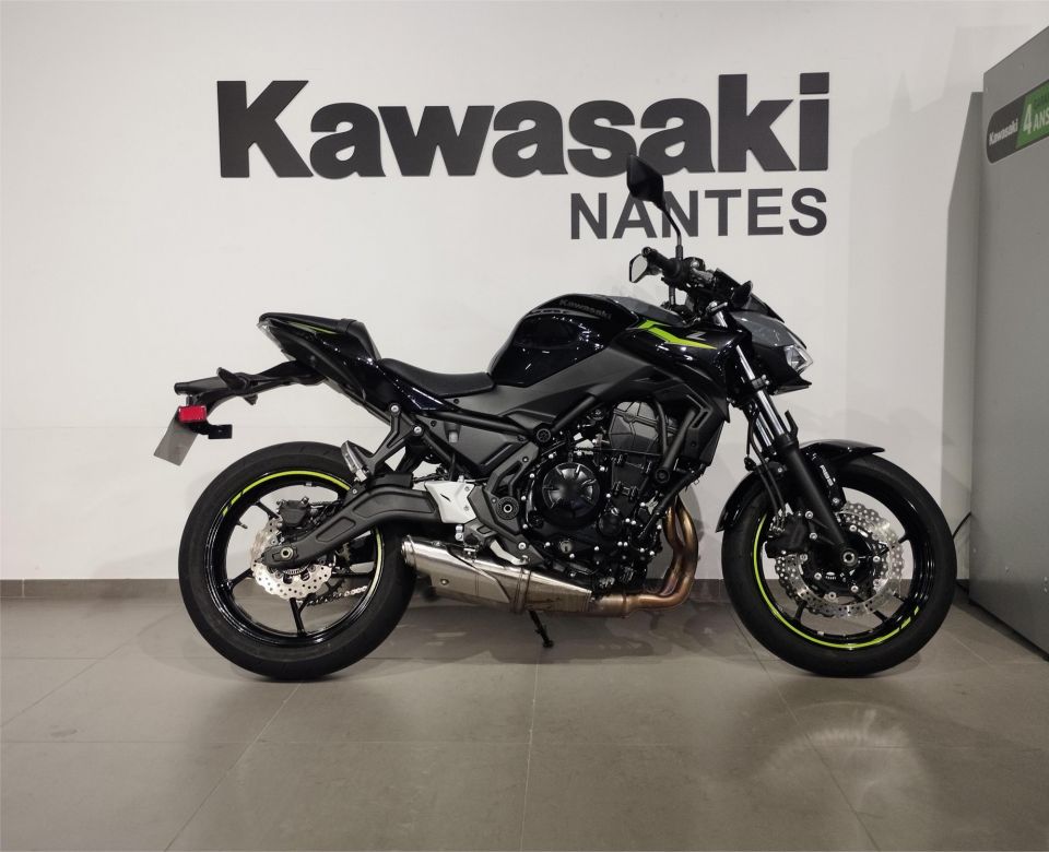 KAWASAKI Z650 4