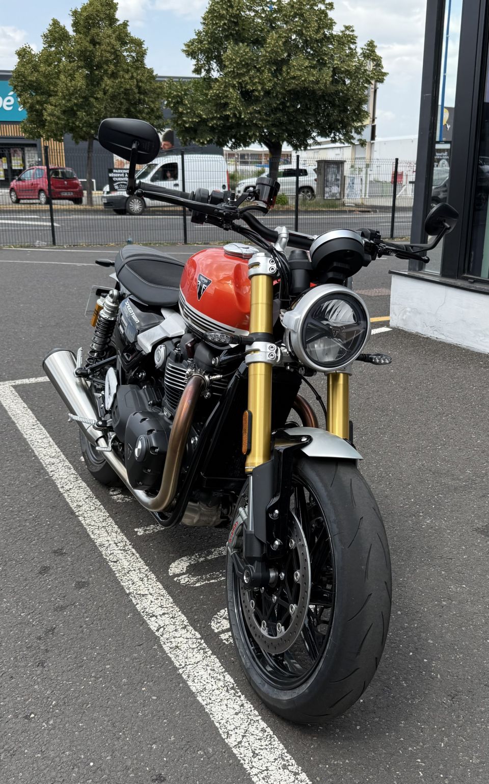 TRIUMPH Speed Twin 1200 RS 4