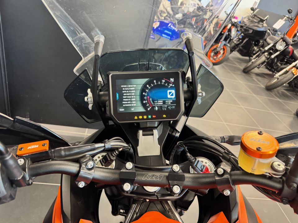 KTM 1290 SUPER ADVENTURE S 4
