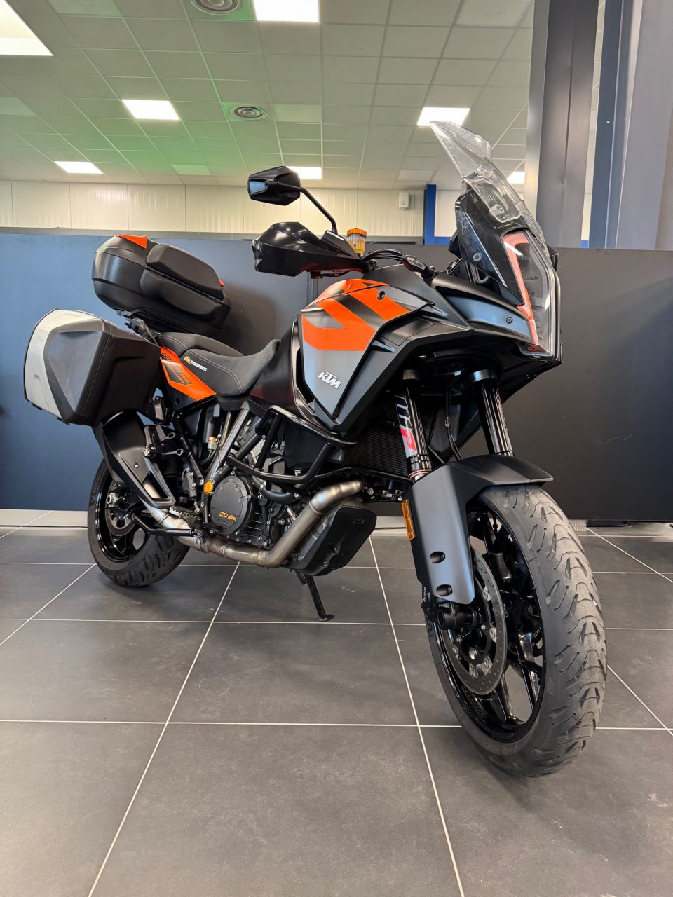 KTM 1290 SUPER ADVENTURE S 4