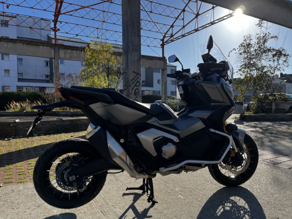 HONDA X-ADV 750 4