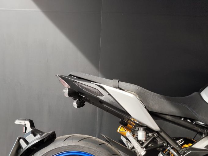 YAMAHA MT-09 SP 4