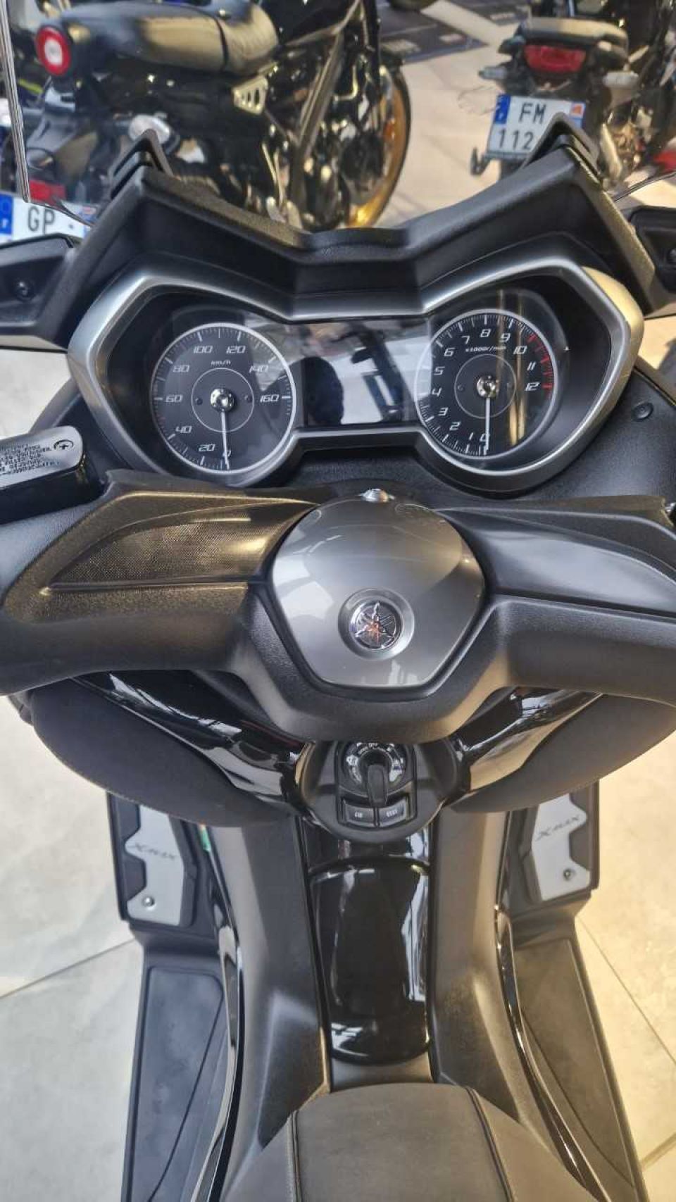 YAMAHA XMAX 125 TECH MAX 4
