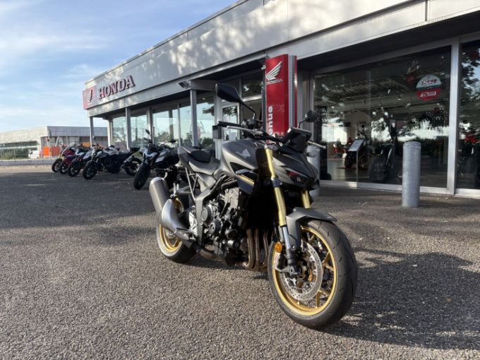 HONDA CB1000 Hornet SP 4