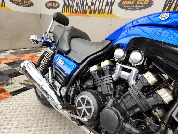 YAMAHA V-MAX 1200 4