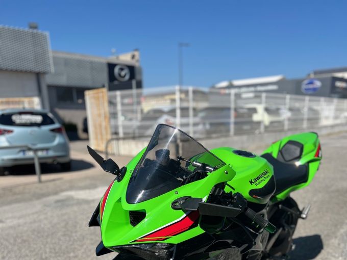 KAWASAKI ZX-6R 636 4