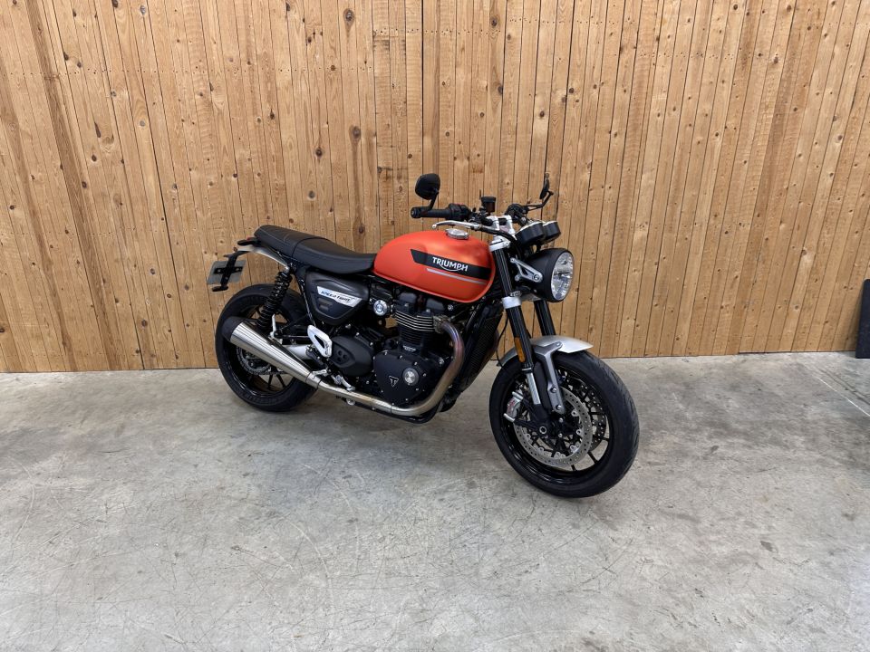 TRIUMPH SPEED TWIN 1200 4