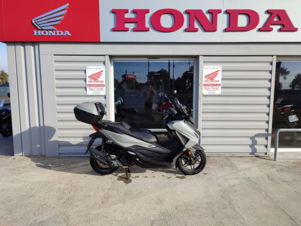 HONDA FORZA 125 ABS 4