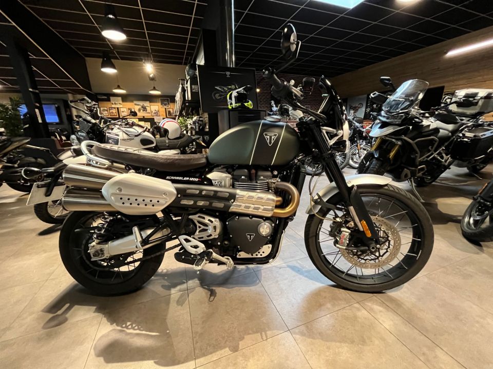 TRIUMPH SCRAMBLER 1200 XC 4