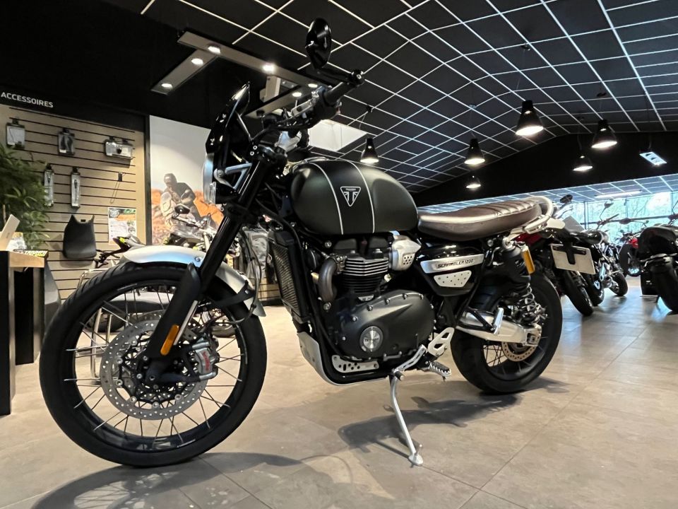 TRIUMPH SCRAMBLER 1200 XC 4