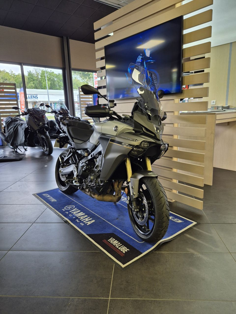 YAMAHA TRACER 9 GT 4