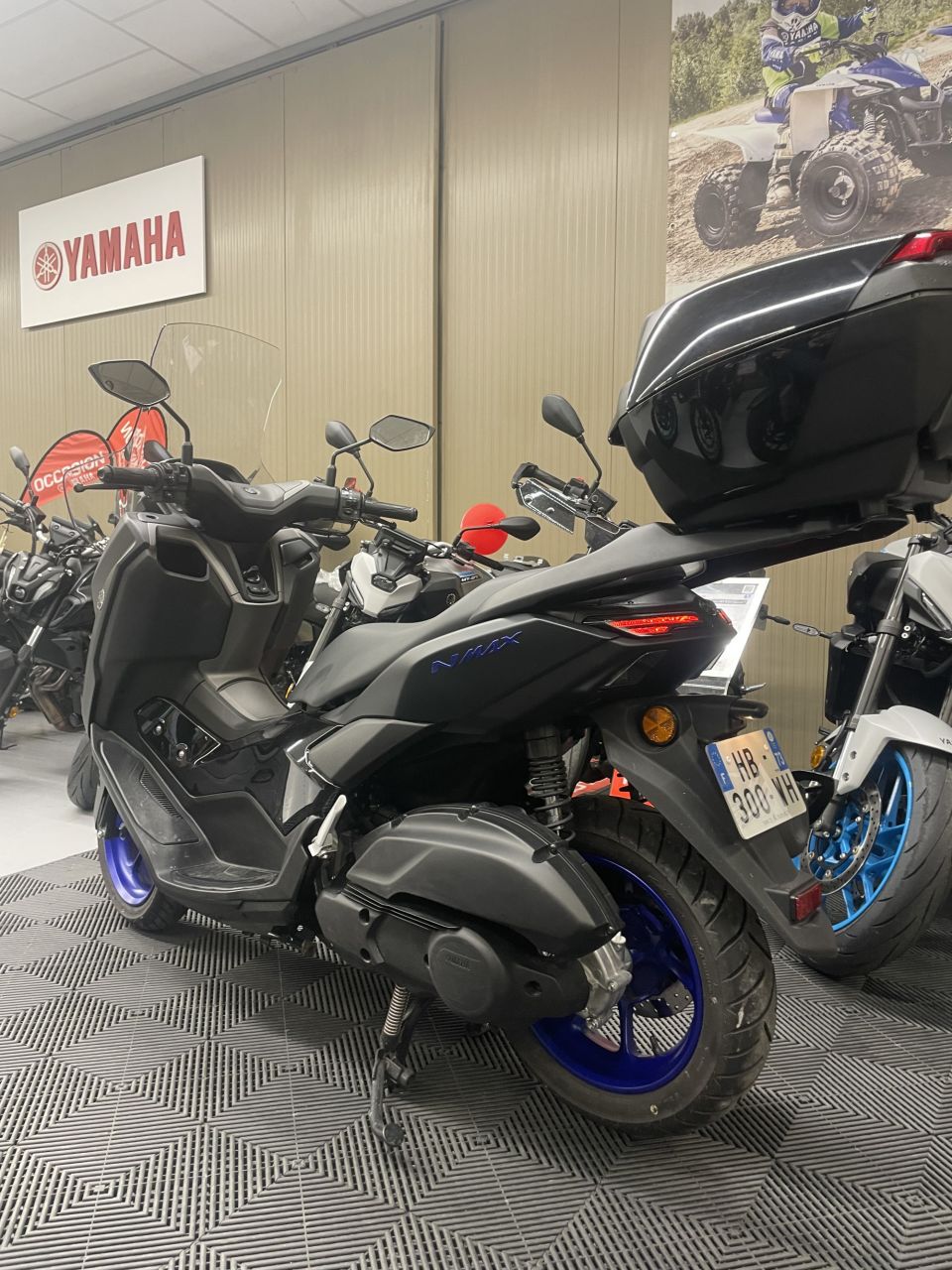 YAMAHA NMAX 125 4