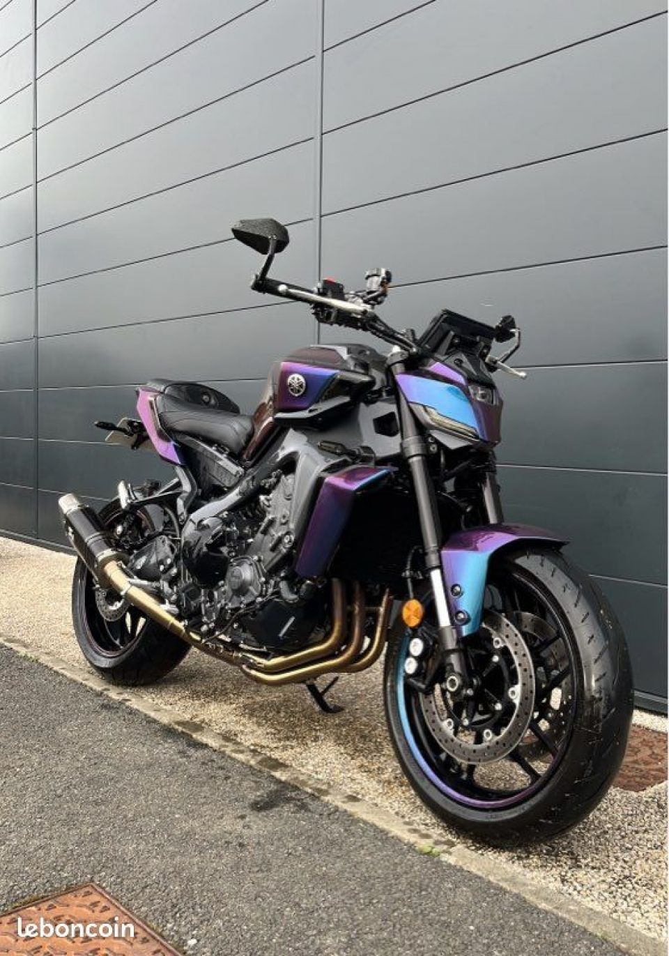 YAMAHA MT-09 4