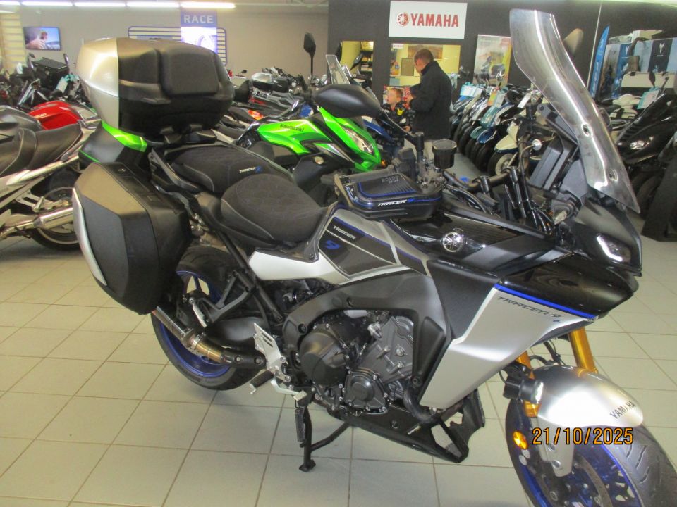 YAMAHA TRACER 9 GT+ 4