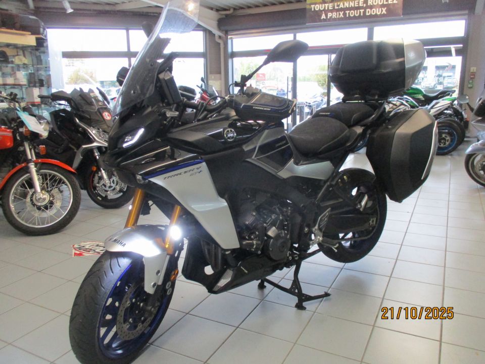 YAMAHA TRACER 9 GT+ 4