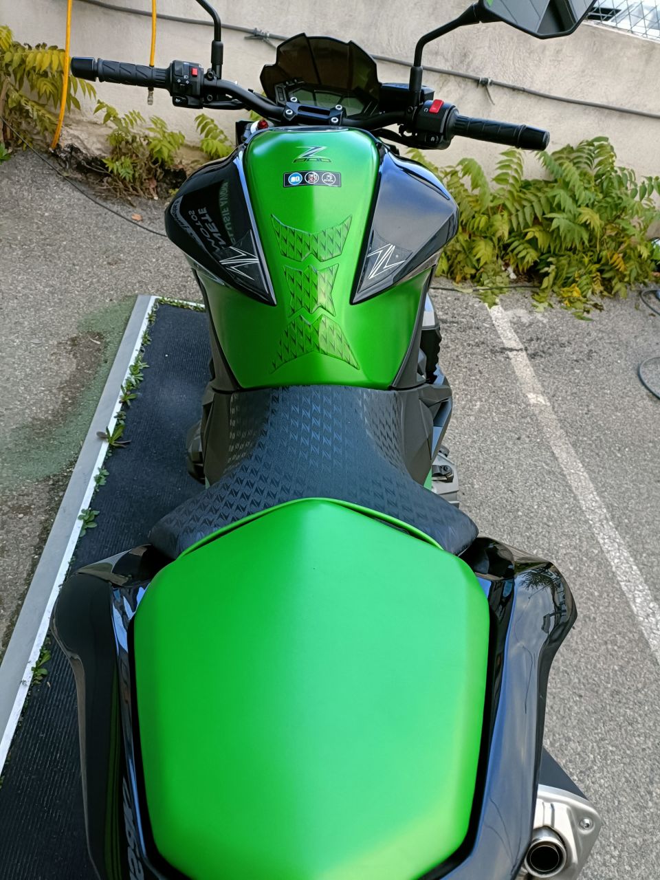 KAWASAKI Z800 FULL 1ER MAIN 10880 KMS 4