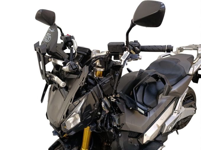 HONDA X-ADV 4