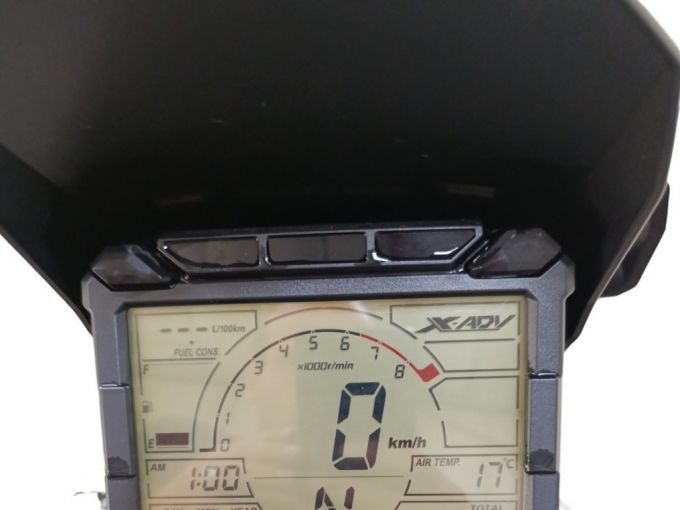 HONDA X-ADV 4