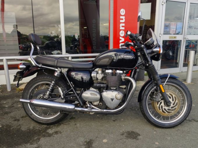 TRIUMPH BONNEVILLE T120 BLACK 1200 4