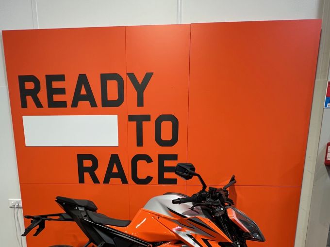 KTM 1290 SUPER DUKE R 4