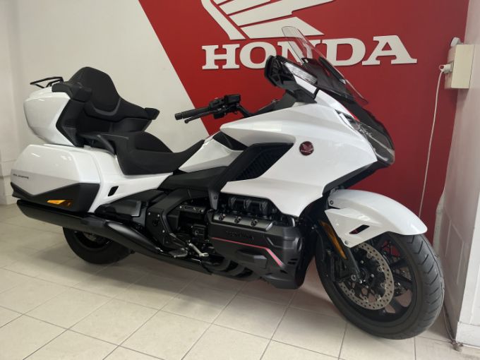HONDA GoldWing Touring DCT Airbag 4